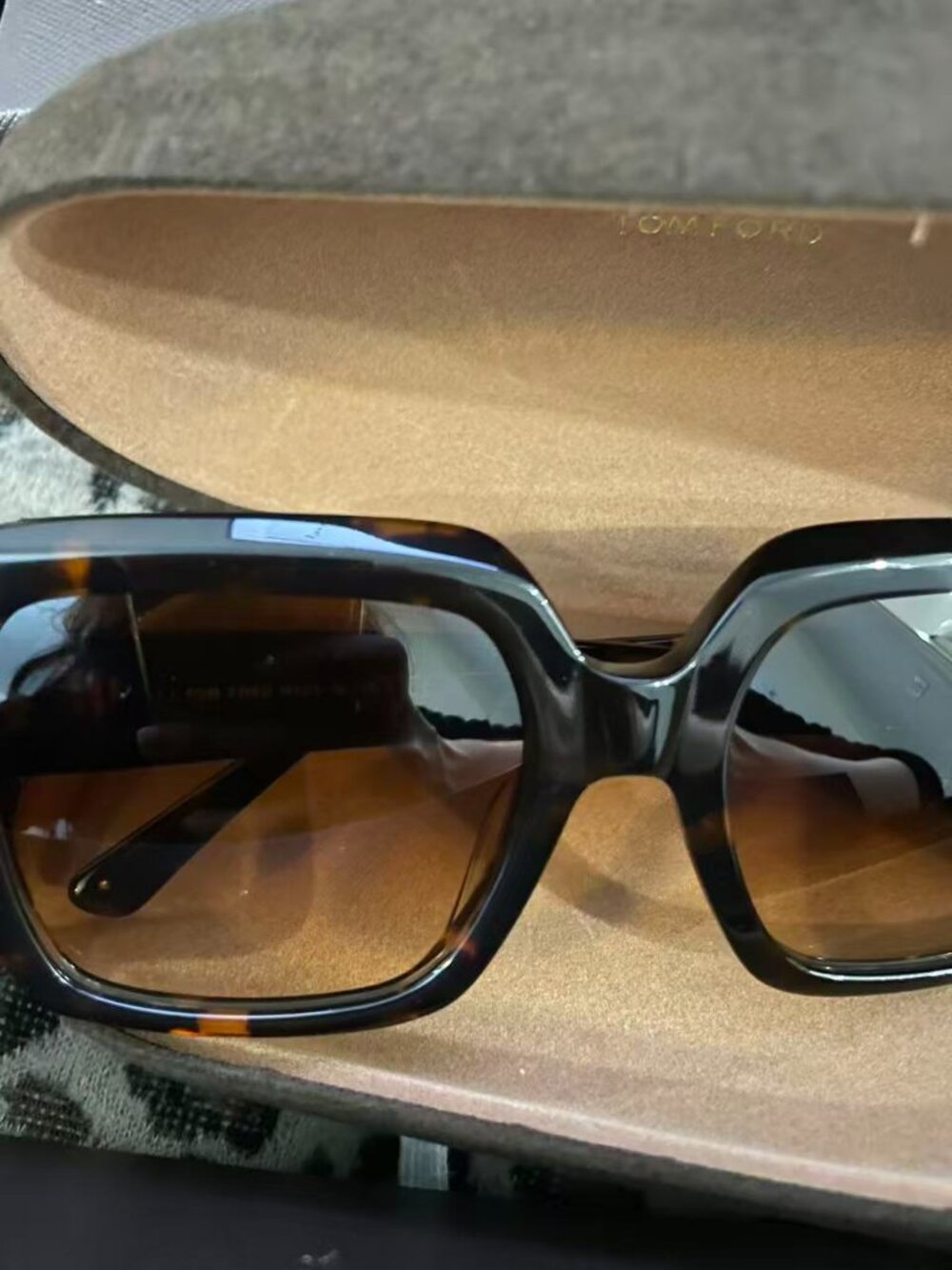 TOM FORD Tortoiseshell Acetate Sunglasses - Picture 4 of 6